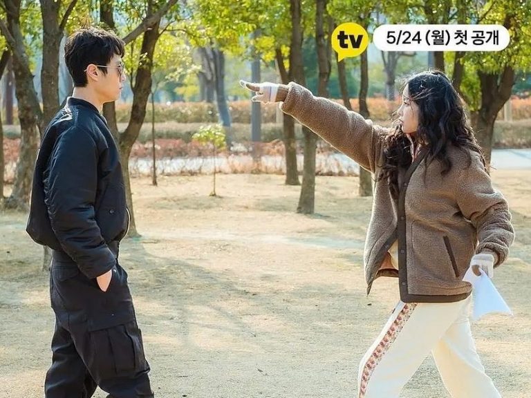 最新韓劇《這區域的瘋子x》結局，第1到12集全劇劇情分析，兩個瘋子間的愛情，太搞笑了！