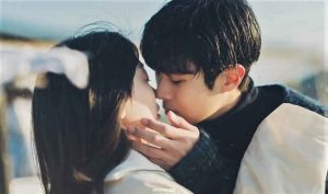 韓劇《那年我們的夏天그 해 우리는》結局解析：崔雄和延秀兩人擁吻相守